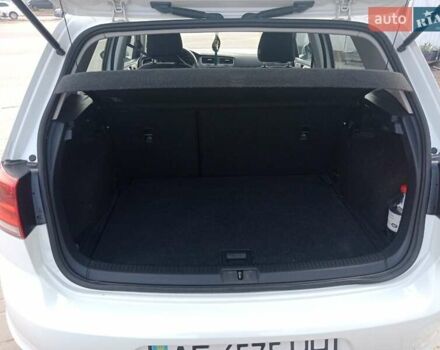 Білий Фольксваген Гольф, об'ємом двигуна 2 л та пробігом 265 тис. км за 11800 $, фото 8 на Automoto.ua