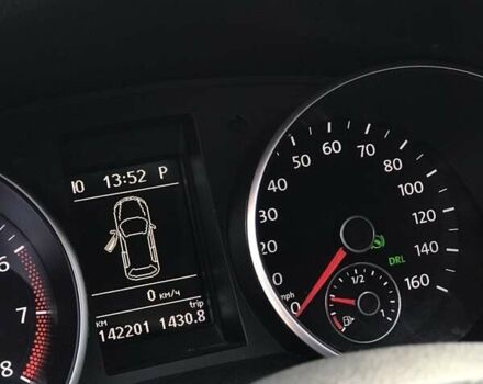 Білий Фольксваген Гольф, об'ємом двигуна 2.48 л та пробігом 140 тис. км за 11000 $, фото 12 на Automoto.ua