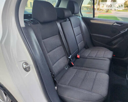 Белый Фольксваген Гольф, объемом двигателя 2 л и пробегом 169 тыс. км за 2000 $, фото 12 на Automoto.ua