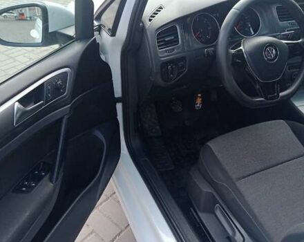 Білий Фольксваген Гольф, об'ємом двигуна 2 л та пробігом 265 тис. км за 11800 $, фото 23 на Automoto.ua