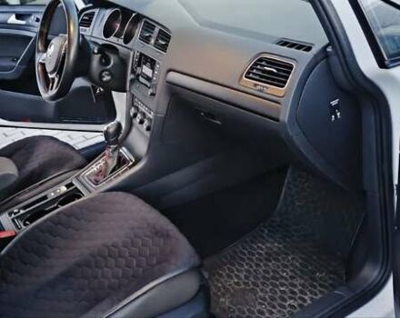 Белый Фольксваген Гольф, объемом двигателя 1.97 л и пробегом 250 тыс. км за 13300 $, фото 10 на Automoto.ua