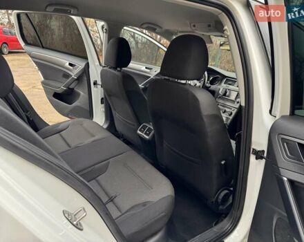 Белый Фольксваген Гольф, объемом двигателя 1.4 л и пробегом 150 тыс. км за 10900 $, фото 14 на Automoto.ua