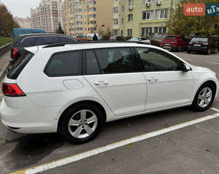 Белый Фольксваген Гольф, объемом двигателя 1.6 л и пробегом 302 тыс. км за 9700 $, фото 3 на Automoto.ua