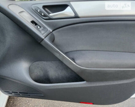 Белый Фольксваген Гольф, объемом двигателя 2 л и пробегом 169 тыс. км за 2000 $, фото 34 на Automoto.ua