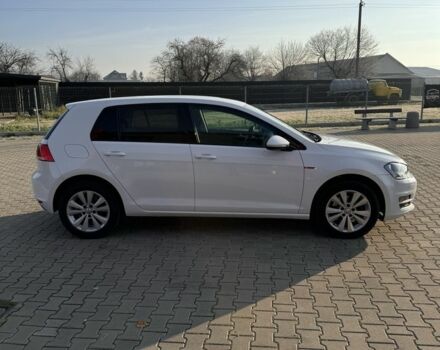 Белый Фольксваген Гольф, объемом двигателя 2 л и пробегом 215 тыс. км за 12200 $, фото 7 на Automoto.ua