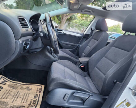 Белый Фольксваген Гольф, объемом двигателя 2 л и пробегом 169 тыс. км за 2000 $, фото 9 на Automoto.ua