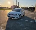 Белый Фольксваген Гольф, объемом двигателя 1.6 л и пробегом 215 тыс. км за 14999 $, фото 1 на Automoto.ua