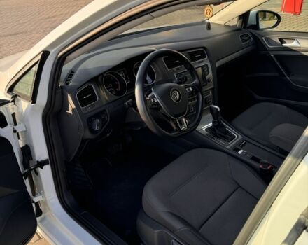 Белый Фольксваген Гольф, объемом двигателя 2 л и пробегом 215 тыс. км за 12200 $, фото 12 на Automoto.ua