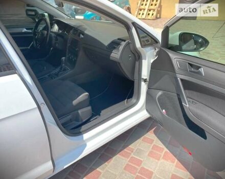 Білий Фольксваген Гольф, об'ємом двигуна 1.4 л та пробігом 253 тис. км за 13850 $, фото 2 на Automoto.ua