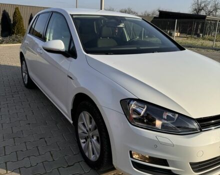 Белый Фольксваген Гольф, объемом двигателя 2 л и пробегом 215 тыс. км за 12200 $, фото 4 на Automoto.ua