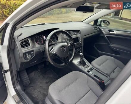 Белый Фольксваген Гольф, объемом двигателя 1.4 л и пробегом 150 тыс. км за 10900 $, фото 11 на Automoto.ua