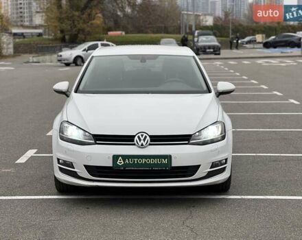Белый Фольксваген Гольф, объемом двигателя 1.4 л и пробегом 125 тыс. км за 14777 $, фото 2 на Automoto.ua