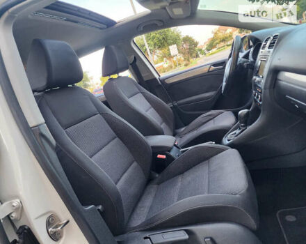 Белый Фольксваген Гольф, объемом двигателя 2 л и пробегом 169 тыс. км за 2000 $, фото 15 на Automoto.ua