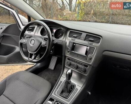 Белый Фольксваген Гольф, объемом двигателя 1.4 л и пробегом 150 тыс. км за 10900 $, фото 16 на Automoto.ua