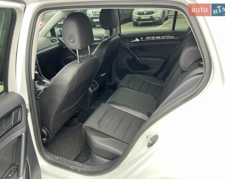 Белый Фольксваген Гольф, объемом двигателя 1.4 л и пробегом 125 тыс. км за 14777 $, фото 27 на Automoto.ua