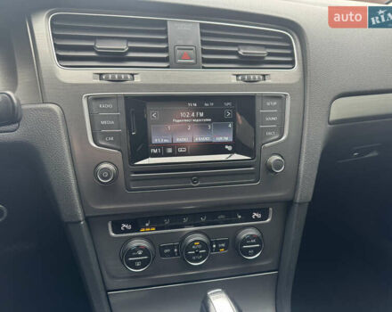 Белый Фольксваген Гольф, объемом двигателя 1.4 л и пробегом 151 тыс. км за 10800 $, фото 19 на Automoto.ua