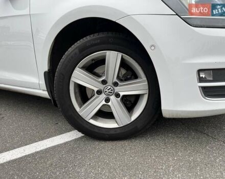 Белый Фольксваген Гольф, объемом двигателя 1.4 л и пробегом 125 тыс. км за 14777 $, фото 9 на Automoto.ua