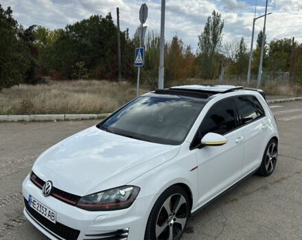 Фольксваген Гольф 2013 в Николаеве на Automoto.ua Белый Фольксваген Гольф, объемом двигателя 2 л и пробегом 157 тыс. км за 14000 $, фото 5 на Automoto.ua