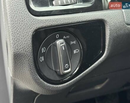 Белый Фольксваген Гольф, объемом двигателя 1.97 л и пробегом 199 тыс. км за 12800 $, фото 32 на Automoto.ua