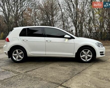 Белый Фольксваген Гольф, объемом двигателя 1.4 л и пробегом 150 тыс. км за 10900 $, фото 3 на Automoto.ua