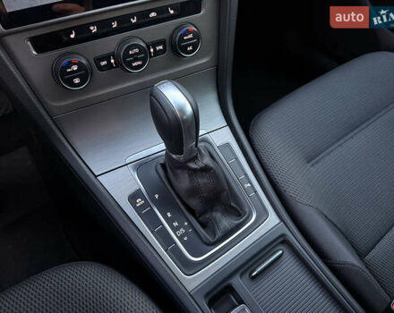 Білий Фольксваген Гольф, об'ємом двигуна 1.97 л та пробігом 198 тис. км за 14500 $, фото 29 на Automoto.ua