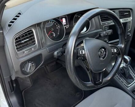 Білий Фольксваген Гольф, об'ємом двигуна 0 л та пробігом 167 тис. км за 9500 $, фото 1 на Automoto.ua