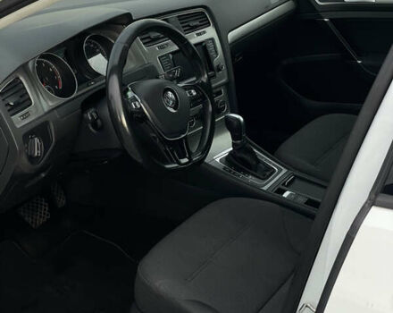 Белый Фольксваген Гольф, объемом двигателя 1.4 л и пробегом 240 тыс. км за 14000 $, фото 12 на Automoto.ua