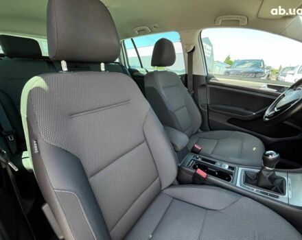 Белый Фольксваген Гольф, объемом двигателя 1.6 л и пробегом 285 тыс. км за 10590 $, фото 24 на Automoto.ua