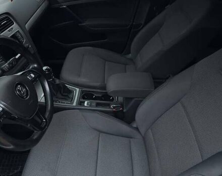 Белый Фольксваген Гольф, объемом двигателя 1.6 л и пробегом 281 тыс. км за 10200 $, фото 22 на Automoto.ua