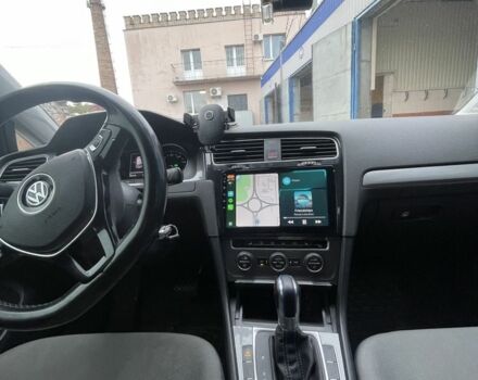 Фольксваген Гольф 2014 в Черкассах на Automoto.ua Белый Фольксваген Гольф, объемом двигателя 0 л и пробегом 205 тыс. км за 8500 $, фото 3 на Automoto.ua