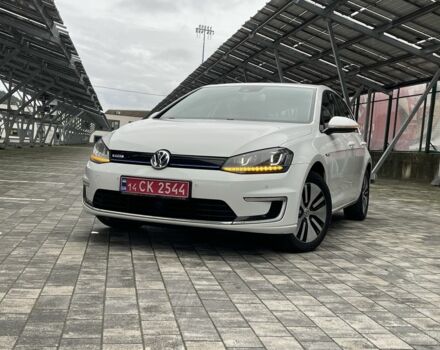 Фольксваген Гольф 2014 в Дрогобыче на Automoto.ua Белый Фольксваген Гольф, объемом двигателя 0 л и пробегом 96 тыс. км за 8750 $, фото 2 на Automoto.ua