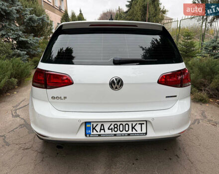 Белый Фольксваген Гольф, объемом двигателя 1.6 л и пробегом 172 тыс. км за 10900 $, фото 5 на Automoto.ua