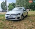 Белый Фольксваген Гольф, объемом двигателя 1.2 л и пробегом 151 тыс. км за 9800 $, фото 1 на Automoto.ua