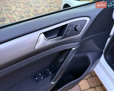 Білий Фольксваген Гольф, об'ємом двигуна 1.97 л та пробігом 198 тис. км за 14500 $, фото 39 на Automoto.ua