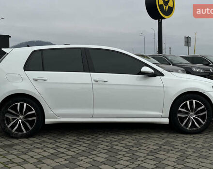 Белый Фольксваген Гольф, объемом двигателя 1.8 л и пробегом 230 тыс. км за 11700 $, фото 7 на Automoto.ua