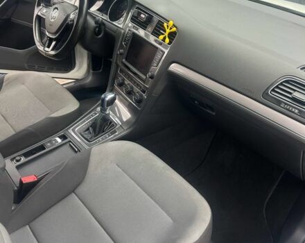 Белый Фольксваген Гольф, объемом двигателя 0 л и пробегом 118 тыс. км за 11500 $, фото 4 на Automoto.ua