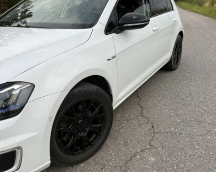 Белый Фольксваген Гольф, объемом двигателя 0 л и пробегом 111 тыс. км за 7700 $, фото 1 на Automoto.ua