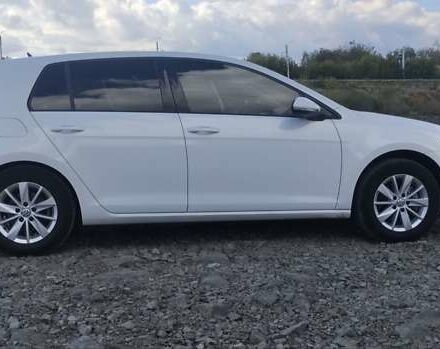 Белый Фольксваген Гольф, объемом двигателя 1.8 л и пробегом 128 тыс. км за 12000 $, фото 9 на Automoto.ua