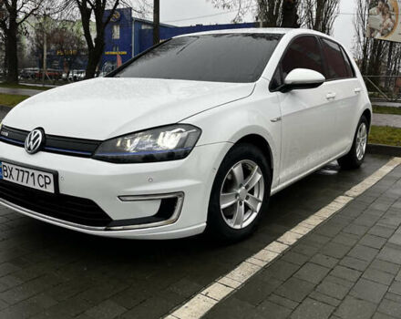 Белый Фольксваген Гольф, объемом двигателя 0 л и пробегом 186 тыс. км за 8100 $, фото 4 на Automoto.ua