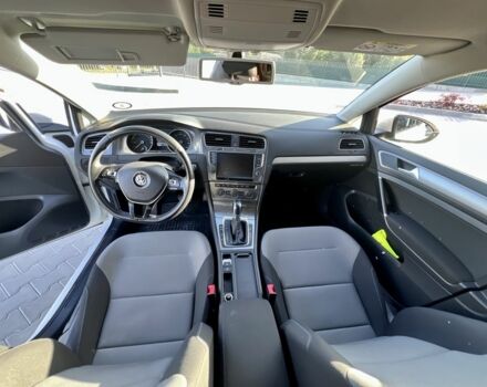 Фольксваген Гольф 2014 у Кропивницькому (Кіровограді) на Automoto.ua Білий Фольксваген Гольф, об'ємом двигуна 0 л та пробігом 107 тис. км за 8100 $, фото 13 на Automoto.ua