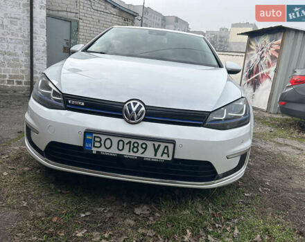 Білий Фольксваген Гольф, об'ємом двигуна 0 л та пробігом 165 тис. км за 9500 $, фото 10 на Automoto.ua