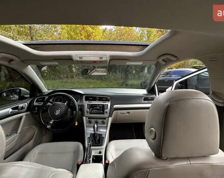 Білий Фольксваген Гольф, об'ємом двигуна 1.8 л та пробігом 127 тис. км за 11100 $, фото 8 на Automoto.ua