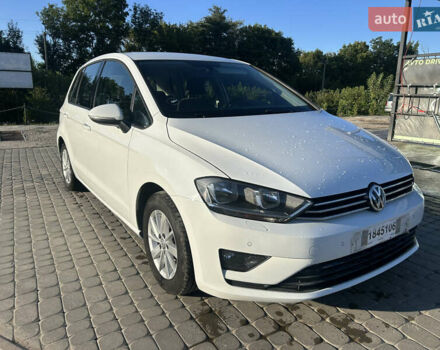 Белый Фольксваген Гольф, объемом двигателя 1.6 л и пробегом 217 тыс. км за 11150 $, фото 3 на Automoto.ua