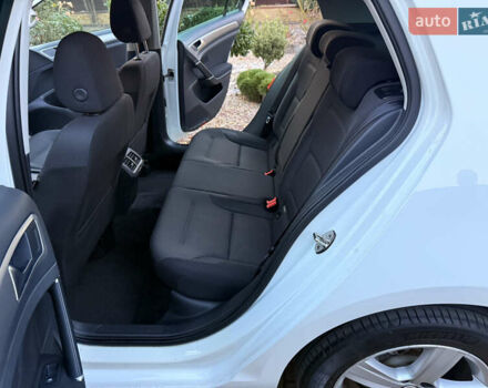 Білий Фольксваген Гольф, об'ємом двигуна 1.97 л та пробігом 198 тис. км за 14500 $, фото 43 на Automoto.ua