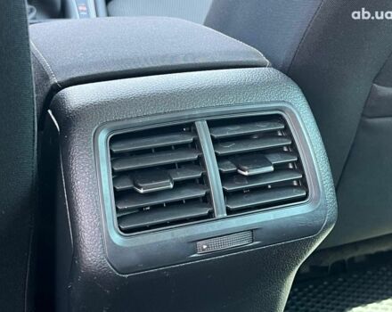 Белый Фольксваген Гольф, объемом двигателя 1.6 л и пробегом 285 тыс. км за 10590 $, фото 32 на Automoto.ua