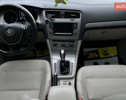 Белый Фольксваген Гольф, объемом двигателя 1.8 л и пробегом 230 тыс. км за 11700 $, фото 9 на Automoto.ua
