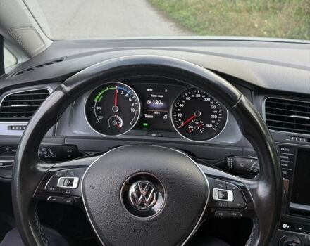 Белый Фольксваген Гольф, объемом двигателя 0 л и пробегом 111 тыс. км за 7700 $, фото 7 на Automoto.ua