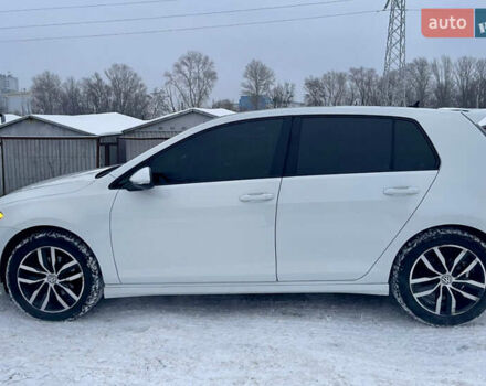 Белый Фольксваген Гольф, объемом двигателя 1.8 л и пробегом 160 тыс. км за 11500 $, фото 5 на Automoto.ua