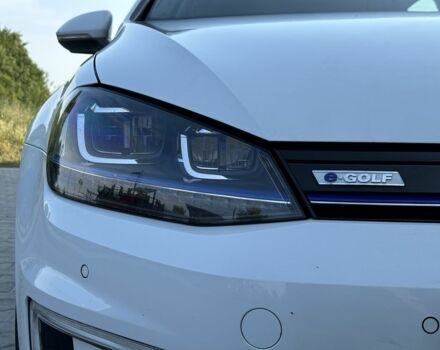 Белый Фольксваген Гольф, объемом двигателя 0 л и пробегом 96 тыс. км за 8750 $, фото 4 на Automoto.ua