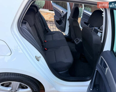 Білий Фольксваген Гольф, об'ємом двигуна 1.97 л та пробігом 198 тис. км за 14500 $, фото 40 на Automoto.ua